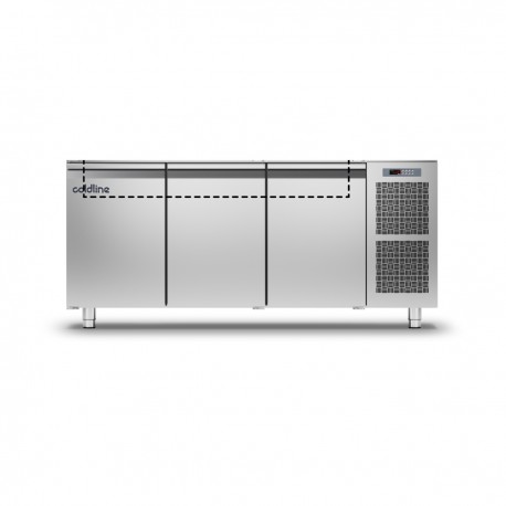 Coldline - Saladette GN1/1 positive avec plan de travail standard - Groupe logé - 3 portes - 440 litres - TP171MD-2