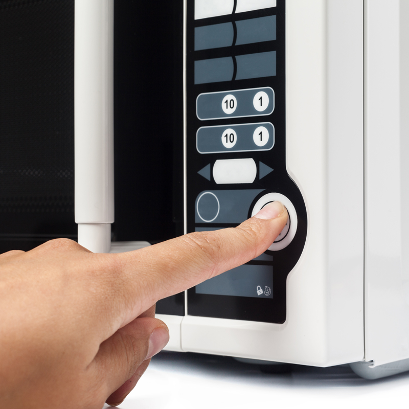 Micro-ondes pro : quelle puissance pour quel plat ?