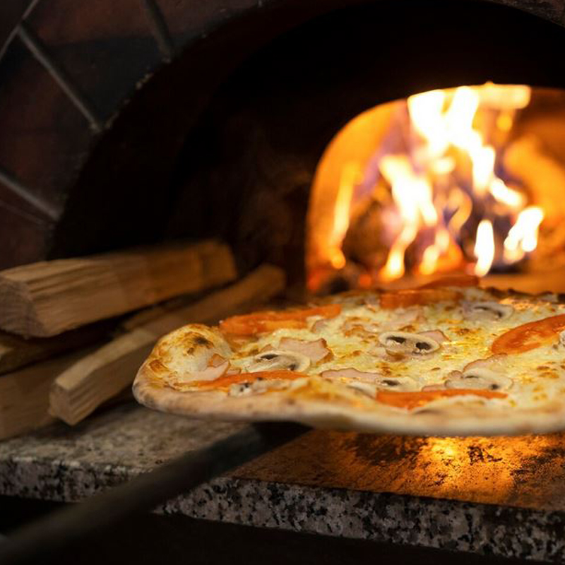 Four à pizza : pierre, sole ou convoyeur ?